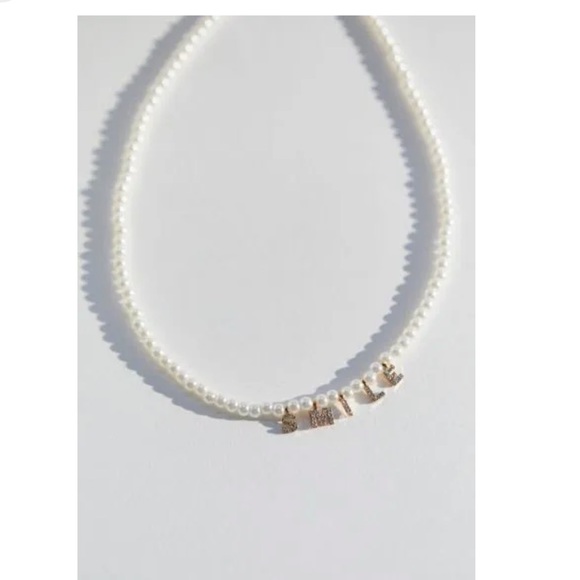 NWT Urban Outfitters Expressions Pearl Charm Necklace Rhinestone SMILE - Picture 4 of 4